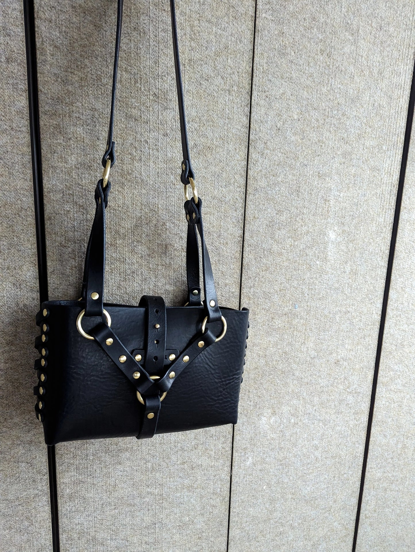 Strapped bag - The Midi