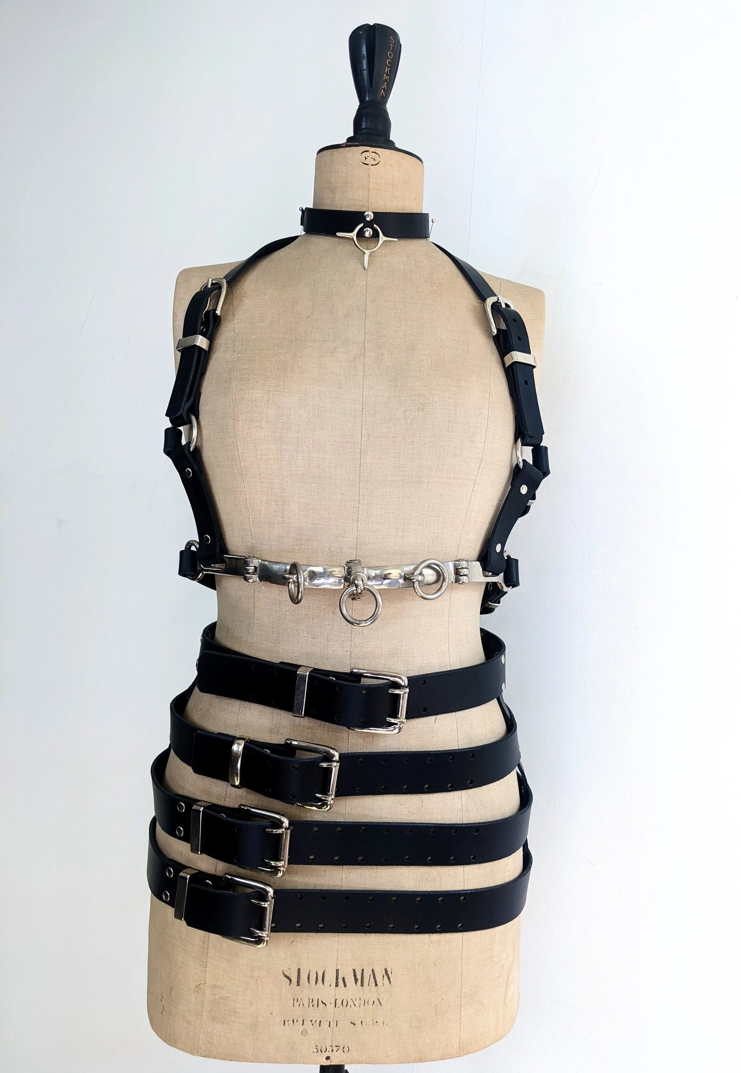 Stable boy chest harness