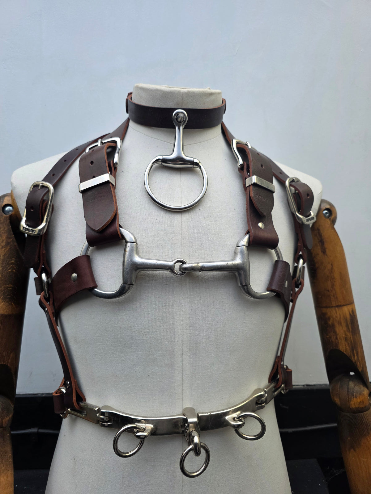 The Thoroughbred Leather Harness